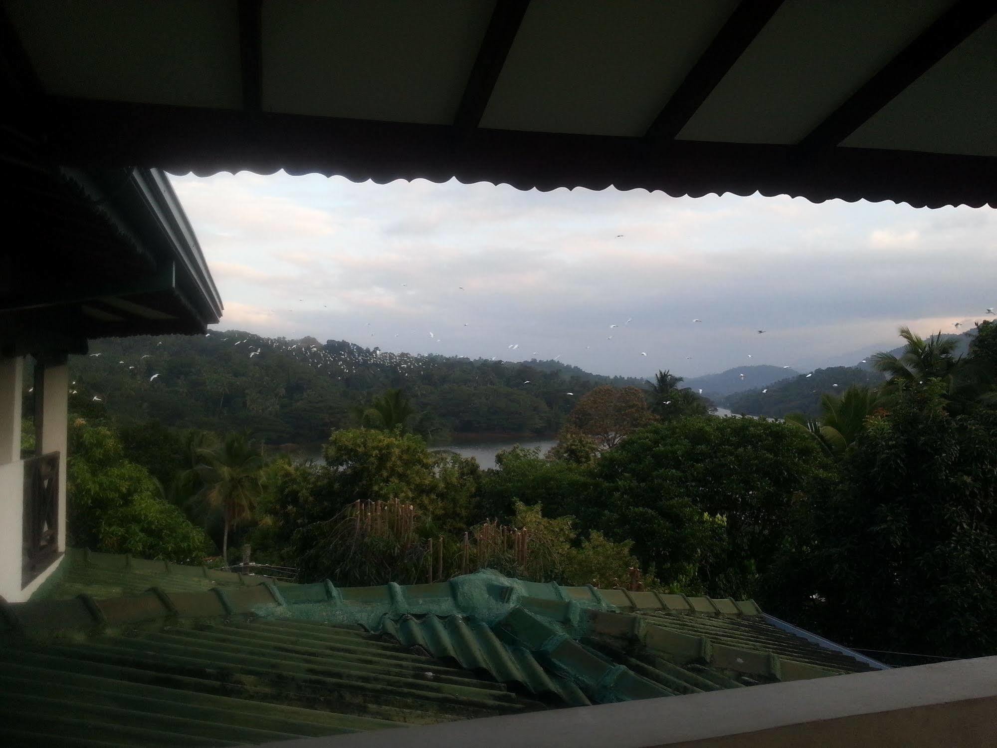 Kandy Holiday Home Eksteriør billede